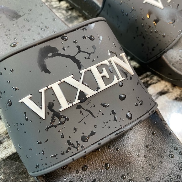 VIXEN SLIDES - Picture 3 of 5